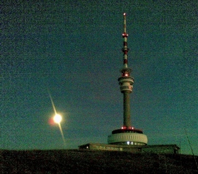 Praded TV tower in the Moonlight on 31.8.2009, when we left after OK0EP installation